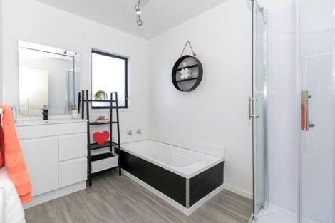 Photo of property in 10 Rata Avenue, Huntly, 3700