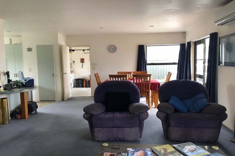 Photo of property in 25a Howard Road, Taradale, Napier, 4112