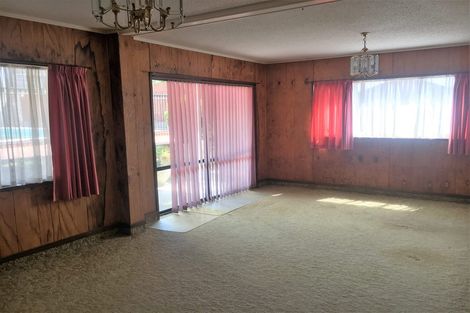 Photo of property in 21 Madill Road, St Andrews, Hamilton, 3200