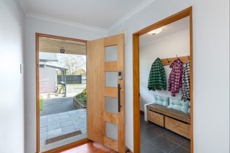 Photo of property in 55 Moeraki Road, Maoribank, Upper Hutt, 5018