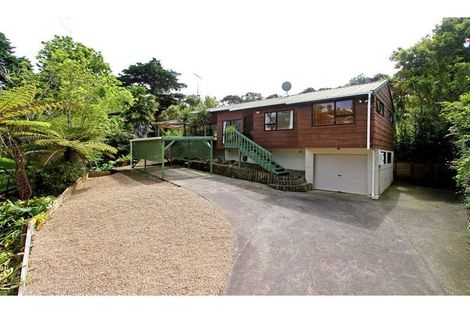 Photo of property in 2/1 Flavia Close, Torbay, Auckland, 0630