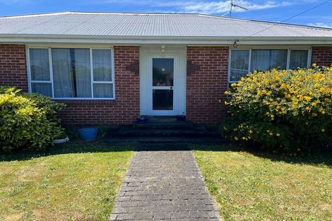 Photo of property in 64 Mahars Road, Mairehau, Christchurch, 8052