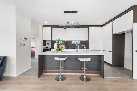 Photo of property in 48 Emerald Avenue, Rosehill, 2113