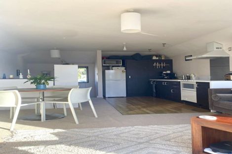 Photo of property in 8 Finlay Terrace, Mount Cook, Wellington, 6021