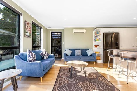 Photo of property in 48 Sailmaker Close, Whitby, Porirua, 5024