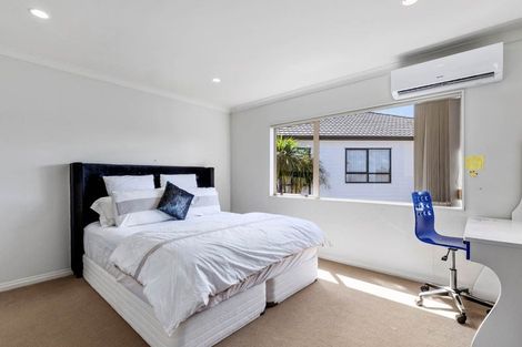 Photo of property in 11 Philadelphia Avenue, Albany Heights, Auckland, 0632