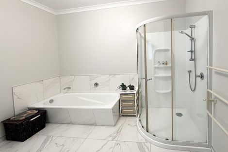 Photo of property in 23 Redvale Rise, Redvale, Albany, 0794