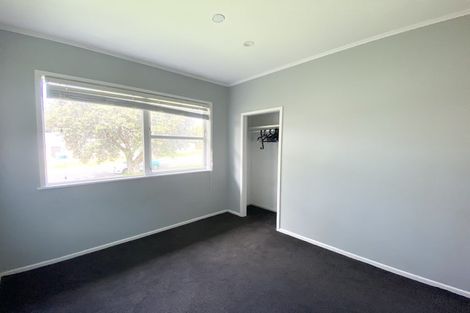 Photo of property in 108 Tirimoana Road, Te Atatu South, Auckland, 0602