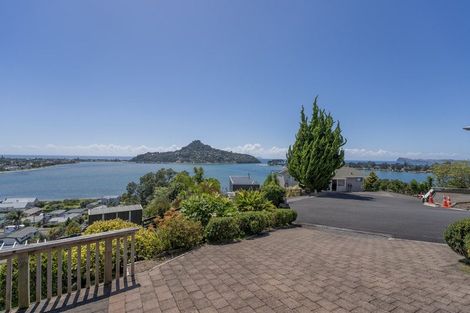 Photo of property in 14 Pine Grove, Tairua, 3508