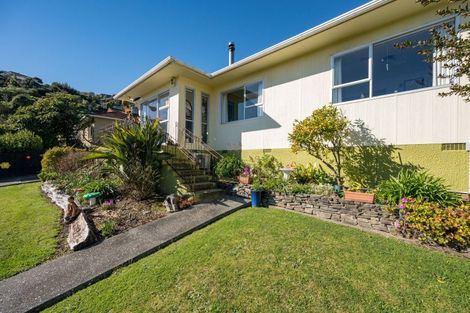 Photo of property in 5 Naumai Street, Atawhai, Nelson, 7010