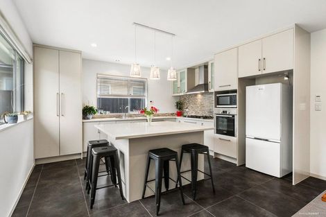 Photo of property in 30 Castellina Drive, Karaka, Papakura, 2113