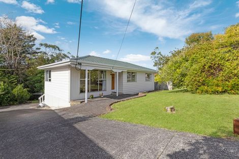 Photo of property in 102 Glendale Road, Glen Eden, Auckland, 0602