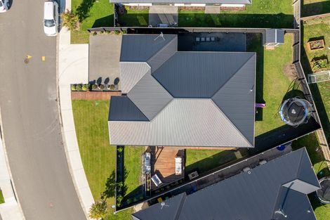 Photo of property in 13 Stackwood Avenue, Woodend, 7610