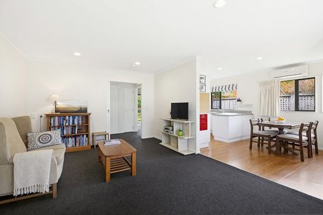 Photo of property in Redwood Village, 20/42 Main Road, Tawa, Wellington, 5028