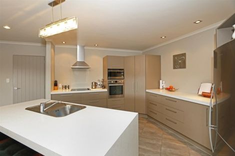 Photo of property in 5 Larlin Drive, Hawera, 4675