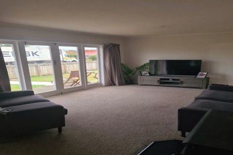 Photo of property in 16 Montgomery Street, Waipukurau, 4200