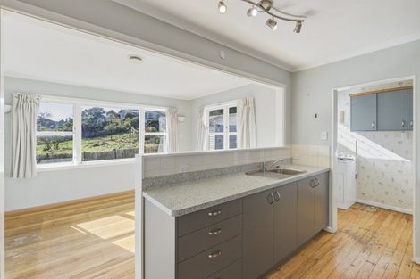 Photo of property in 9 Rangatira Road, Hunterville, 4730