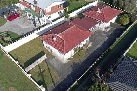 Photo of property in 1/28 Taipari Road, Te Atatu Peninsula, Auckland, 0610