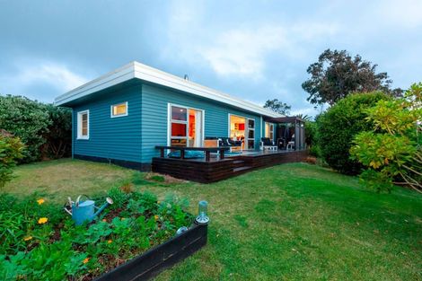 Photo of property in 12 Allen Road, Raumati Beach, Paraparaumu, 5032