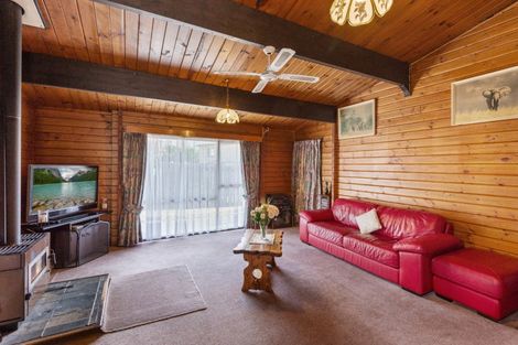 Photo of property in 34 Black Peak Road, Omarama, 9412