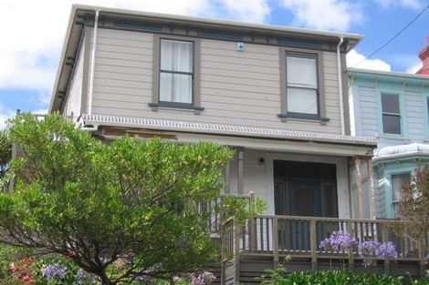 Photo of property in 17 Honiana Te Puni Street, Aro Valley, Wellington, 6021