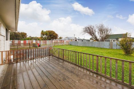 Photo of property in 45/45b Avenue Road, Foxton, 4814