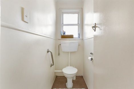 Photo of property in 54 Domett Street, Westport, 7825