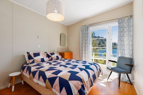 Photo of property in 15 Mccormicks Road, Whatamango Bay, Picton, 7281