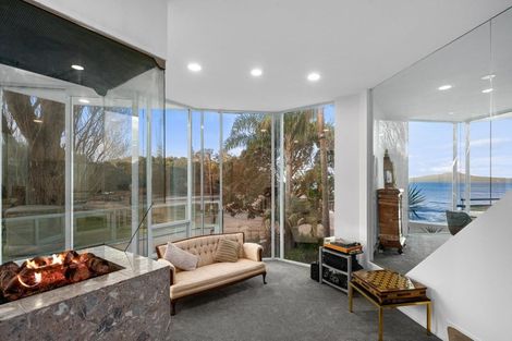 Photo of property in 1/9 The Esplanade, Castor Bay, Auckland, 0620