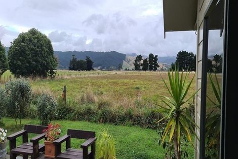 Photo of property in 131 Arapaepae Road South, Levin, 5571