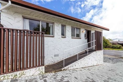 Photo of property in 15 Hilden Place, Hilltop, Taupo, 3330