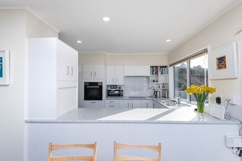 Photo of property in 5 Cranwell Street, Churton Park, Wellington, 6037