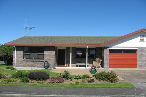 Photo of property in 1 Cherry Tree Close, Te Awamutu, 3800