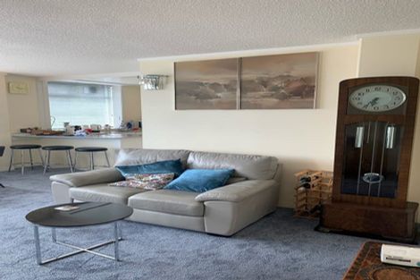 Photo of property in Jerningham Apartments, 20 Oriental Terrace, Oriental Bay, Wellington, 6011