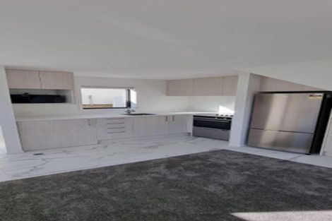 Photo of property in 1/81 Kervil Avenue, Te Atatu Peninsula, Auckland, 0610