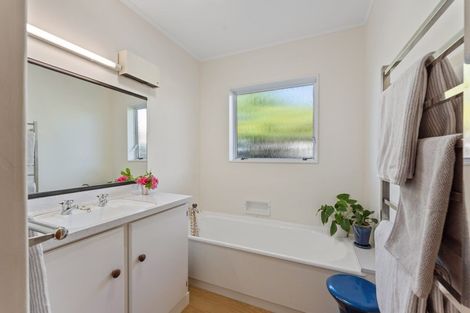 Photo of property in 22 Golf Road, Tahunanui, Nelson, 7011