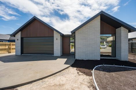 Photo of property in 12 Hallmark Drive, Hope, Richmond, 7020