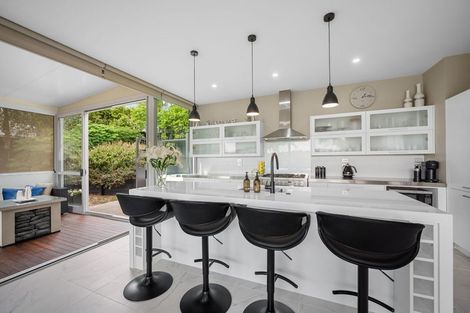 Photo of property in 67 Kittiwake Drive, Schnapper Rock, Auckland, 0632