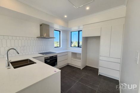 Photo of property in 4 Rahopuru Road, Westgate, 0614