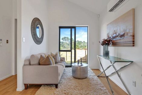 Photo of property in 42 Biokovo Street, Massey, 0614