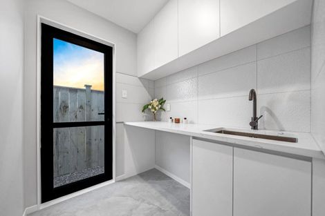 Photo of property in 5 Paihere Street, Huapai, 0810