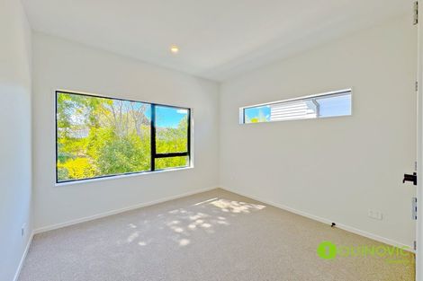 Photo of property in 7c Buisson Glade, West Harbour, 0618