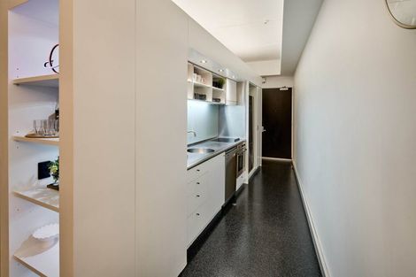 Photo of property in Gerondis Bldg Apartments, 209/60 Willis Street, Wellington Central, Wellington, 6011