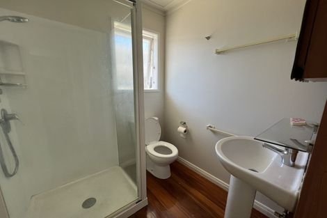 Photo of property in 28 Tamahere Drive, Glenfield, Auckland, 0629