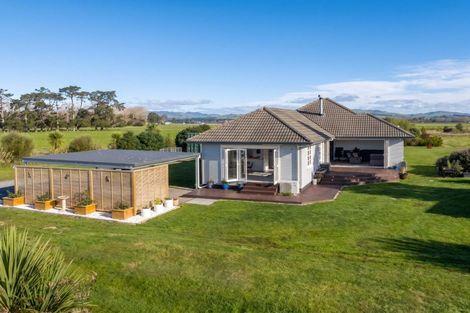 Photo of property in 162 Para Road, Waihakeke, Carterton, 5792