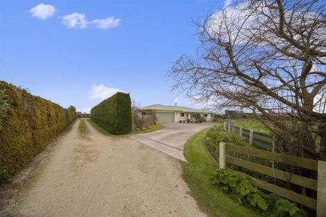 Photo of property in 281 Waihi Road, Hawera, 4673