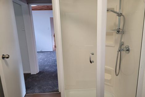 Photo of property in 64b Pleasant Road, Glen Eden, Auckland, 0602