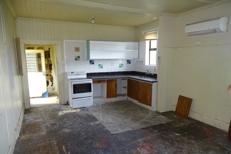 Photo of property in 28 Ocean Beach Road, Bluff, 9814