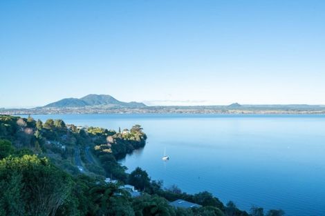 Photo of property in 71 Wakeman Road, Acacia Bay, Taupo, 3330