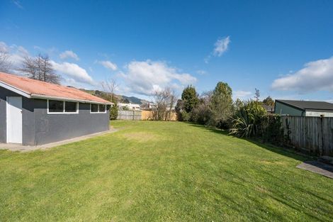 Photo of property in 15 Palm Avenue, Stoke, Nelson, 7011
